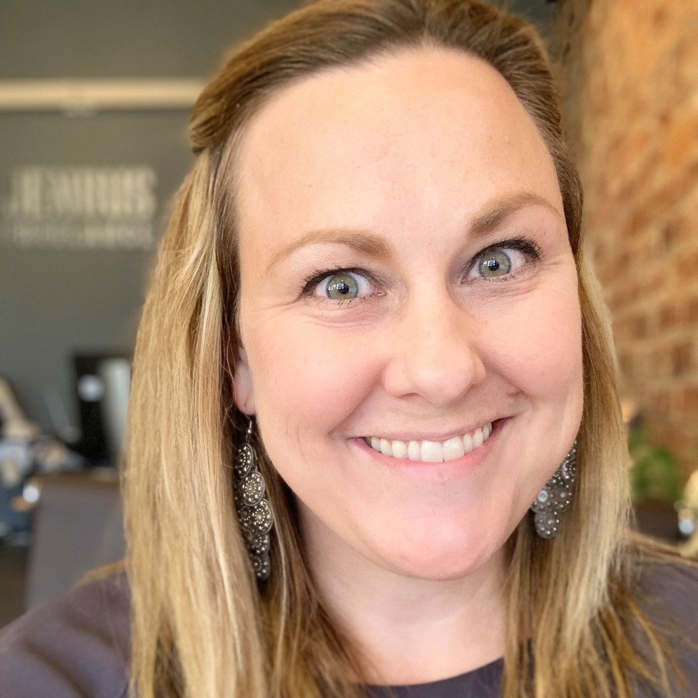 Meet your Posher, Jenny